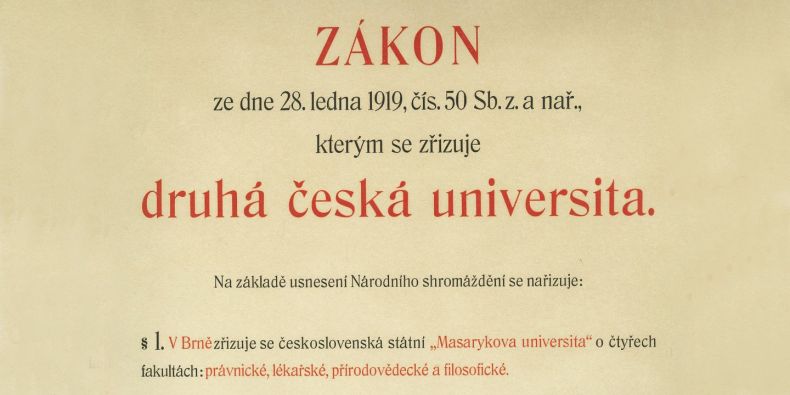 Snímek části zákona, kterým byla oficiálně založena Masarykova univerzita.