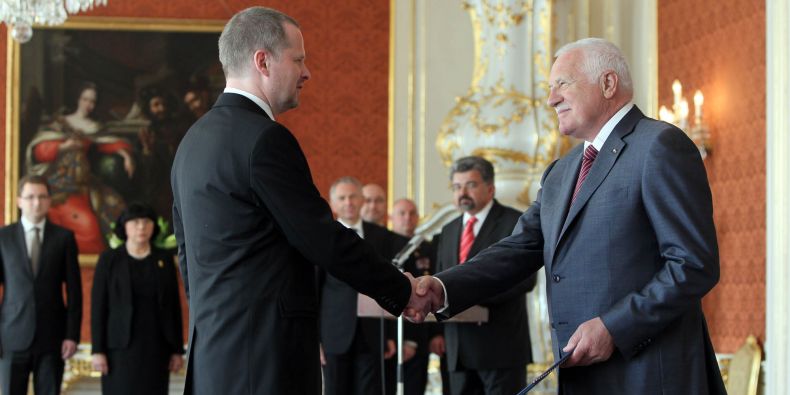 Petr Fiala (left) and Czech president Vaclav Klaus (left). Photograph: Mediafax. 