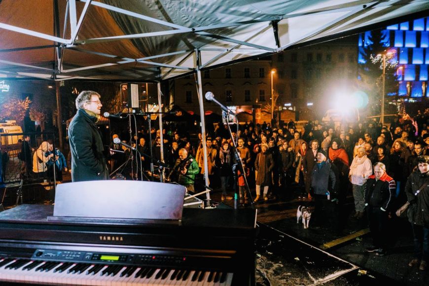 Petr Francán z JAMU popřál studentům a mladým lidem dost kuráže v důležitých občanských rozhodnutích.