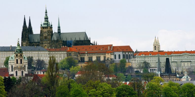 Pozvánku na Hrad opět nedostali rektoři MU a JČU.