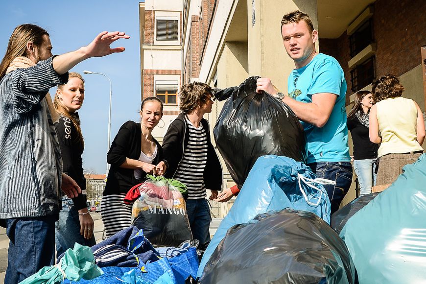 Sending an aid truck to Ukraine? Just one of many humanitarian aid activities of Muni.