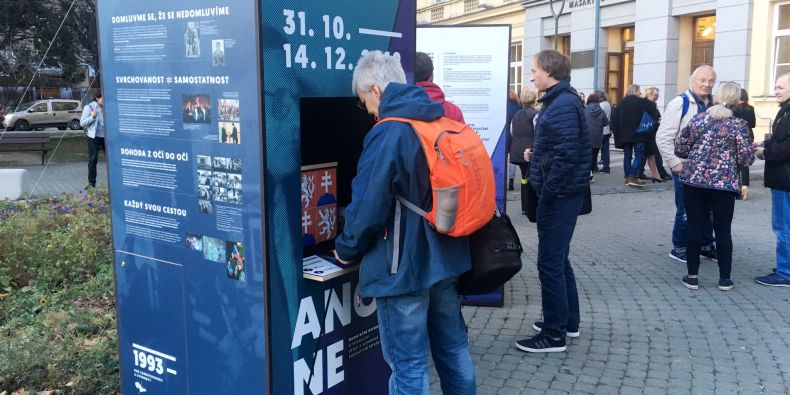 Řada lidí využila v anketě možnost rozdělení republiky okomentovat. Někteří přitom poukazovali na pozitivní stránky rozdělení země.