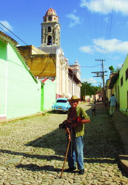 Skupina studentů katedry geografie PdF procestovala Kubu ze západu na východ po trase Havana, Santiago de Cuba, Guantanamo a Trinidad. 